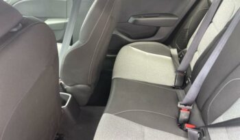 Image illustrative Berline occasion climatisation bleu iron Reunion à saisir.