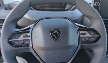Occasion à prix réduit chez Renault-renault Le Port : Vente fourgonnette 2024, fourgonnette à La Reunion.