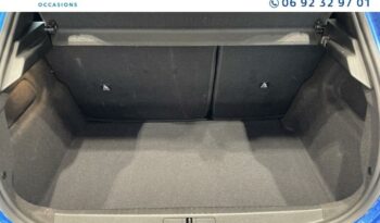 Occasion 974 : Découvrez la version 1.2 hybrid 100ch allure e-dcs6 Peugeot 2024, Reunion.