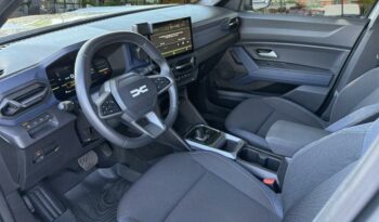 Occasion à vendre : Dacia voiture gris schiste hybride : essence/electrique 1.6 hybrid 140ch journey Reunion