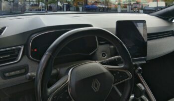 Occasion à vendre : Renault voiture orange hybride : essence/electrique 1.6 e-tech 145ch full hybrid techno - 24 Reunion