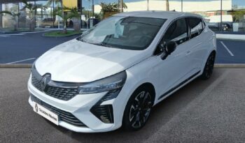 Vente Renault Clio 1.6 e-tech 145ch full hybrid techno - 24 Renault-renault Le Port, La Reunion.