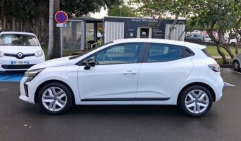 Occasion à prix réduit chez Renault-renault Saint Pierre : Vente berline 2025, berline à La Reunion.