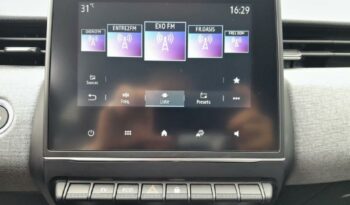 Occasion 974 : Découvrez la version 1.6 e-tech 145ch full hybrid equilibre + Renault 2025, Reunion.