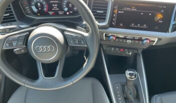 Occasion à vendre : Audi voiture gris flèche/arches+pav noir mythic essence 30 tfsi 116ch finition sport s tronic 7 Reunion
