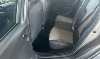 Image illustrative Berline occasion climatisation orange Reunion à saisir.