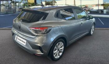 Clio occasion Reunion 1.6 e-tech 145ch full hybrid evolution - 25, modèle 2025 à vendre.