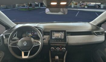 Occasion à vendre : Renault voiture orange hybride : essence/electrique 1.6 e-tech 145ch full hybrid evolution - 25 Reunion