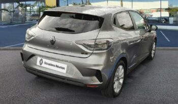 Clio occasion Reunion 1.6 e-tech 145ch full hybrid equilibre - 25, modèle 2025 à vendre.