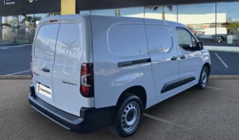 Berlingo occasion Reunion taille xl - 1.5 bluehdi 130ch s&s max eat8 5 places (7 en option), modèle 2025 à vendre.