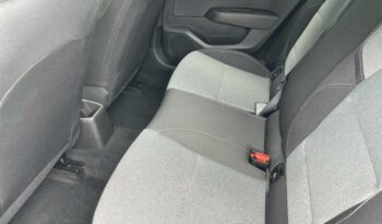 Image illustrative Berline occasion climatisation blanc glacier Reunion à saisir.