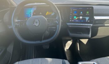 Occasion à vendre : Renault voiture blanc nacré electrique e-tech electric 170ch evolution autonomie confort -24 Reunion