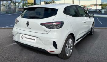 Clio occasion Reunion 1.6 e-tech 145ch full hybrid equilibre+ 25, modèle 2025 à vendre.