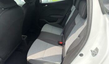 Image illustrative Berline occasion climatisation blanc glacier Reunion à saisir.