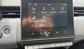 Occasion 974 : Découvrez la version 1.0 tce 90ch equilibre  25 Renault 2025, Reunion.