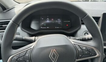 Occasion à prix réduit chez Renault-renault Saint Pierre : Vente berline 2025, berline à La Reunion.