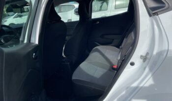 Image illustrative Berline occasion climatisation orange Reunion à saisir.