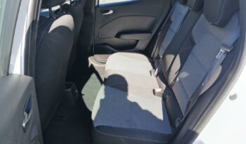 Image illustrative Berline occasion climatisation blanc glacier Reunion à saisir.