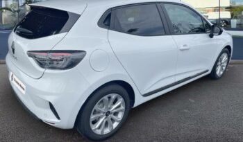 Clio occasion Reunion equilibre + dci 100, modèle 2025 à vendre.